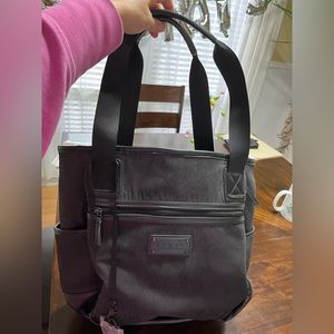 Lole (lulu lemon) carry on bag with optional backpack straps. Black